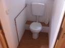 E13-W10-Bad-WC-A